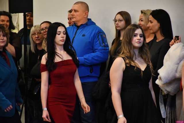 [WIDEO/FOTO] Ten wieczór zapamiętają do końca życia! Studniówka Zespołu Szkół Ekonomicznych w Świdnicy