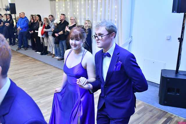 [WIDEO/FOTO] Ten wieczór zapamiętają do końca życia! Studniówka Zespołu Szkół Ekonomicznych w Świdnicy