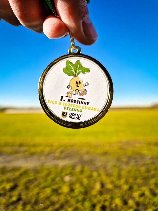 [FOTO] Po raz pierwszy pobiegli po Złotego Buraka!