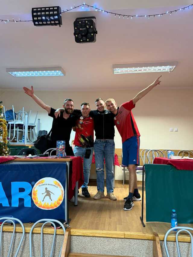 [FOTO] Rywalizowali w tenisa stołowego dla WOŚP. Za nami turniej w Makowicach