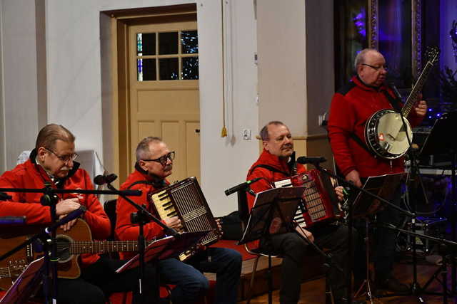 [FOTO] W Świebodzicach kolędowali z Najlepszym Timem