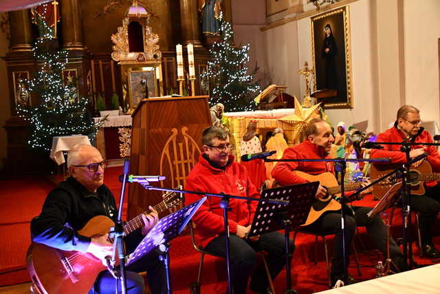 [FOTO] W Świebodzicach kolędowali z Najlepszym Timem