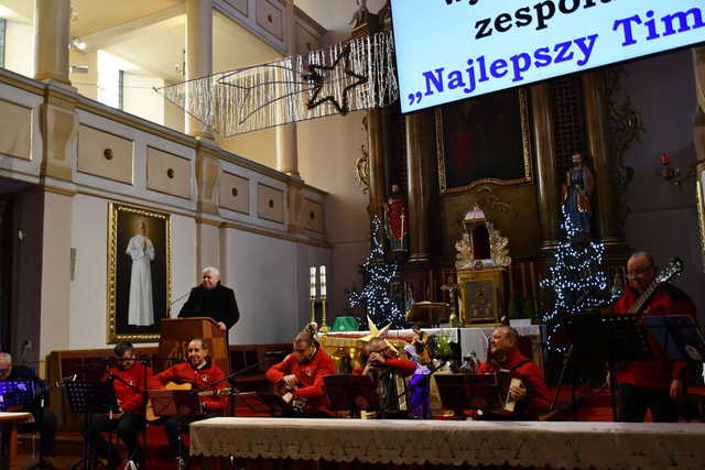 [FOTO] W Świebodzicach kolędowali z Najlepszym Timem