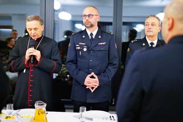 [FOTO] Strażacy-ochotnicy z naszego powiatu świętowali na Spotkaniu Opłatkowym