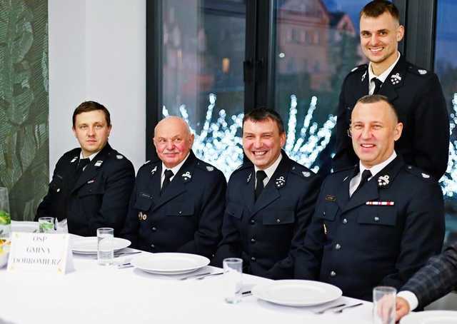 [FOTO] Strażacy-ochotnicy z naszego powiatu świętowali na Spotkaniu Opłatkowym