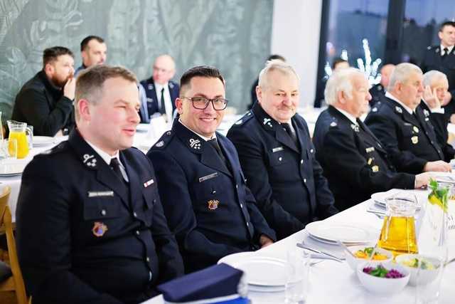 [FOTO] Strażacy-ochotnicy z naszego powiatu świętowali na Spotkaniu Opłatkowym