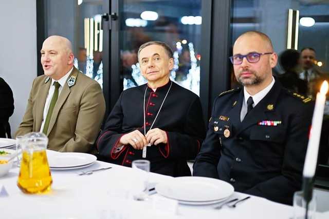 [FOTO] Strażacy-ochotnicy z naszego powiatu świętowali na Spotkaniu Opłatkowym