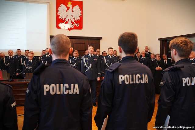 [FOTO/WIDEO] Nowi policjanci zasilili jednostki na terenie Dolnego Śląska