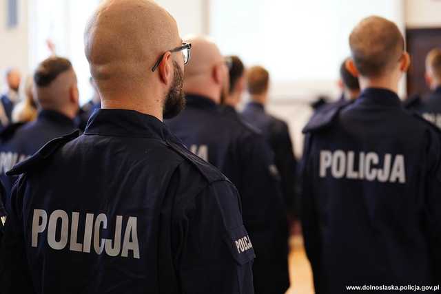 [FOTO/WIDEO] Nowi policjanci zasilili jednostki na terenie Dolnego Śląska