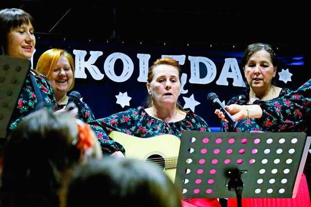 [FOTO] W żarowskiej podstawówce świętowali Dzień Babci i Dziadka