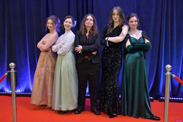 [WIDEO/FOTO] Ależ zabawa! Maturzyści z III LO w Świdnicy bawili się na balu studniówkowym