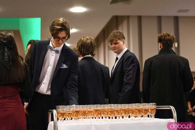 [FOTO] Ależ bal! Studniówka ZSB-E w Świdnicy