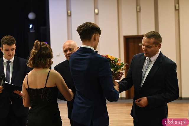 [FOTO] Ależ bal! Studniówka ZSB-E w Świdnicy