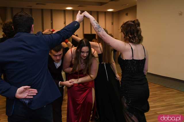 [FOTO] Ależ bal! Studniówka ZSB-E w Świdnicy