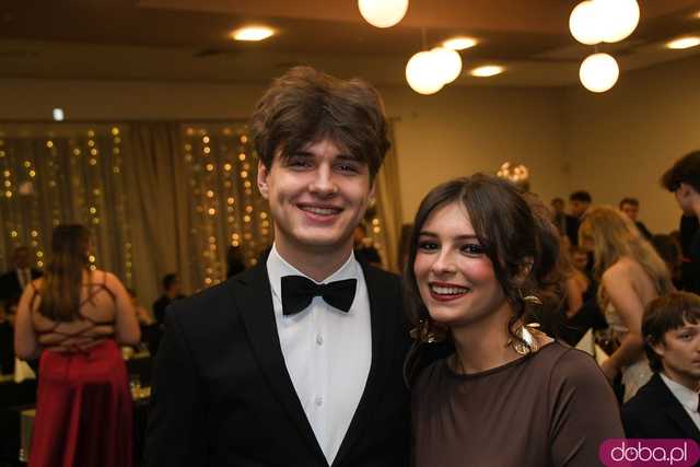 [FOTO] Ależ bal! Studniówka ZSB-E w Świdnicy