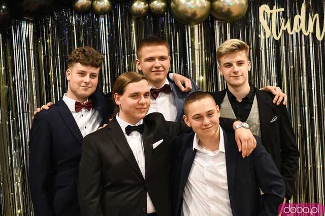 [FOTO] Ależ bal! Studniówka ZSB-E w Świdnicy