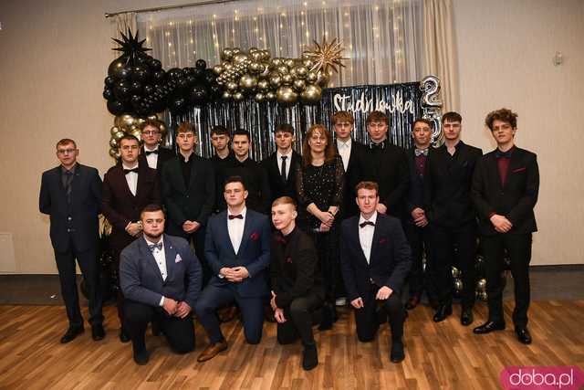 [FOTO] Ależ bal! Studniówka ZSB-E w Świdnicy
