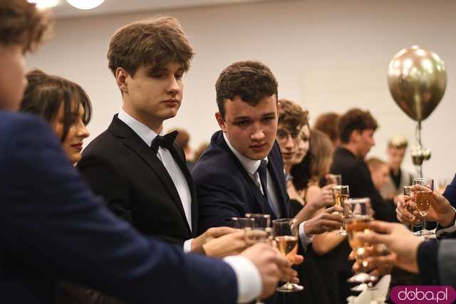 [FOTO] Ależ bal! Studniówka ZSB-E w Świdnicy