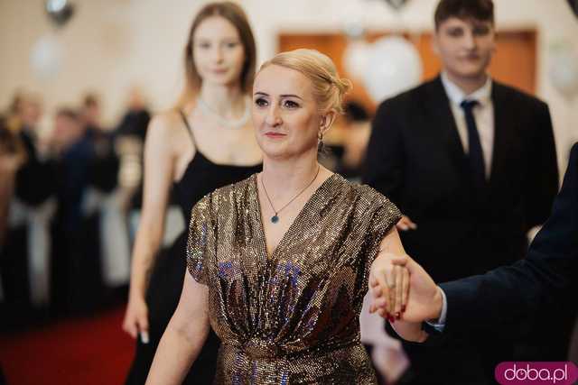 [FOTO] Ten dzień zapamiętają na długo! Studniówka Zespołu Szkół nr 1 w Świdnicy