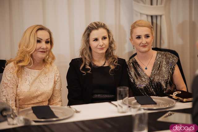 [FOTO] Ten dzień zapamiętają na długo! Studniówka Zespołu Szkół nr 1 w Świdnicy