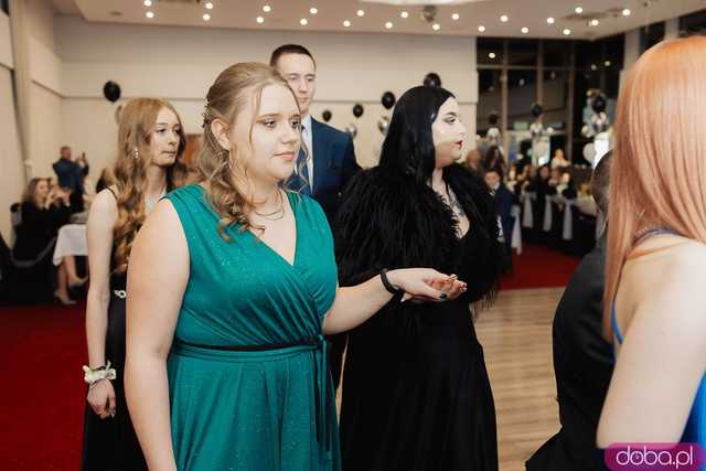 [FOTO] Ten dzień zapamiętają na długo! Studniówka Zespołu Szkół nr 1 w Świdnicy