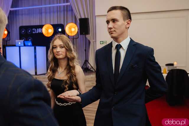 [FOTO] Ten dzień zapamiętają na długo! Studniówka Zespołu Szkół nr 1 w Świdnicy
