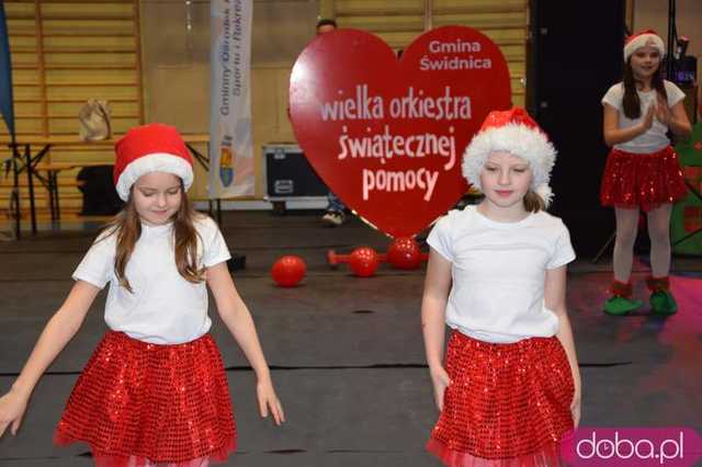 [FOTO] Gmina Świdnica gra w Witoszowie Dolnym z WOŚP 