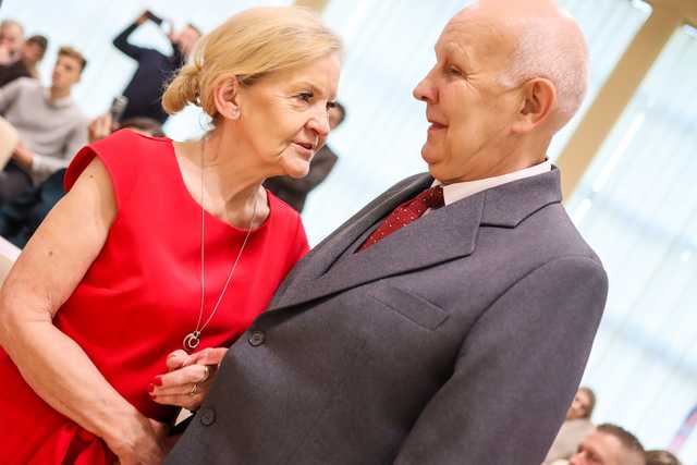 [FOTO] Wspaniały jubileusz! 10 par ze Świdnicy świętowało Złote Gody