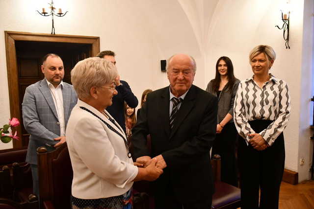 [FOTO] Ależ jubileusz! Małżeństwo ze Świebodzic świętowało Złote Gody