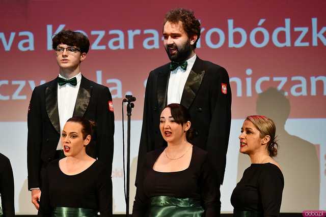 [WIDEO/FOTO] Świdniczanie upamiętnili 60. rocznicę śmierci Mieczysława Kozara-Słobódzkiego