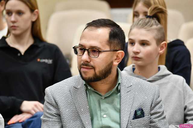 [FOTO] Wyróżniono wolontariuszy ze schroniska dla zwierząt i przedstawiono wizje na przyszłość podczas Gali Wolontariatu