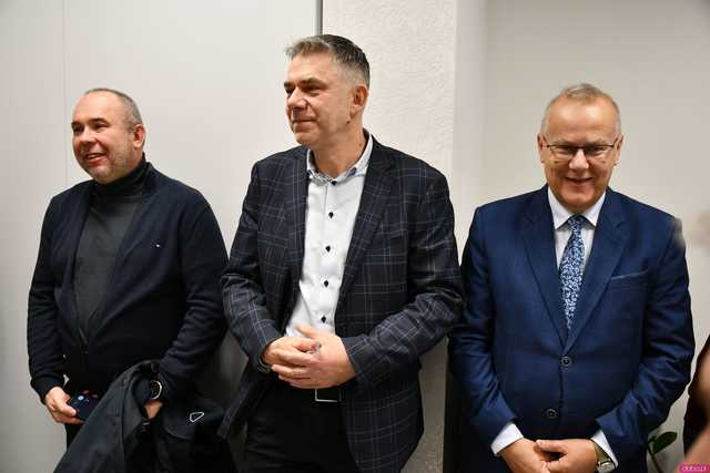 [WIDEO/FOTO] Świdnica z nowym biurem parlamentarnym. Poseł Robert Jagła o swoich priorytetach