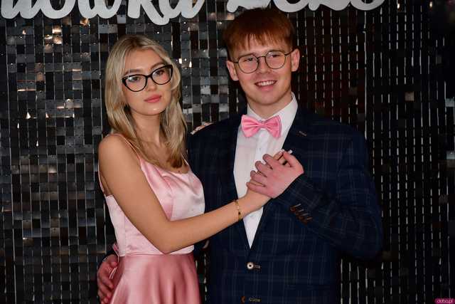 [WIDEO/FOTO] Ten wieczór zapamiętają na zawsze! Studniówka strzegomskiego LO