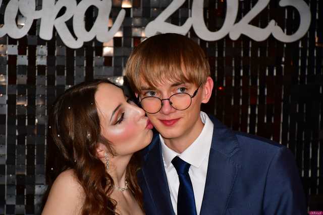 [WIDEO/FOTO] Ten wieczór zapamiętają na zawsze! Studniówka strzegomskiego LO