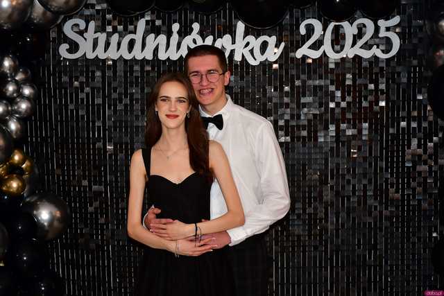 [WIDEO/FOTO] Ten wieczór zapamiętają na zawsze! Studniówka strzegomskiego LO