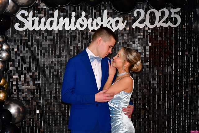 [WIDEO/FOTO] Ten wieczór zapamiętają na zawsze! Studniówka strzegomskiego LO