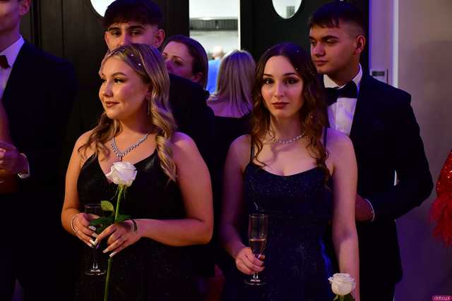 [WIDEO/FOTO] Ten wieczór zapamiętają na zawsze! Studniówka strzegomskiego LO
