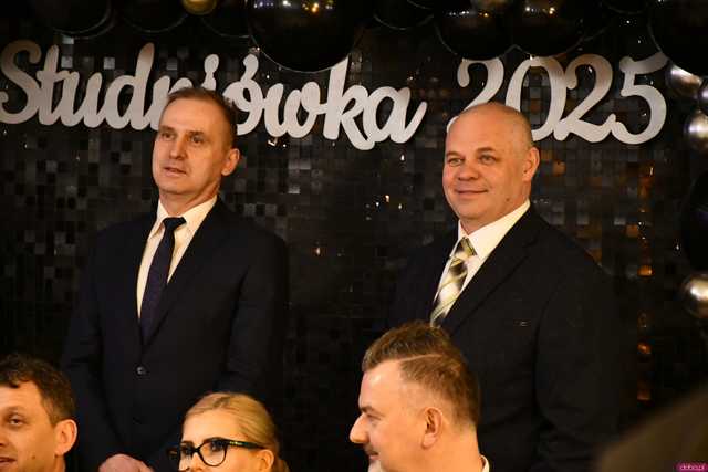 [WIDEO/FOTO] Ten wieczór zapamiętają na zawsze! Studniówka strzegomskiego LO