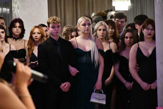 [WIDEO/FOTO] Ten wieczór zapamiętają na zawsze! Studniówka strzegomskiego LO