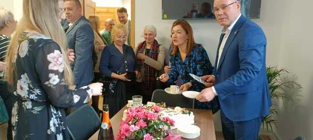 [FOTO] Gminny Ośrodek Pomocy Społecznej z nową siedzibą. Uroczyste otwarcie w Marcinowicach