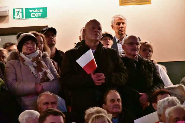 [WIDEO/FOTO] Przemysław Czarnek wizytował w Świdnicy. Wyraził wsparcie dla Karola Nawrockiego