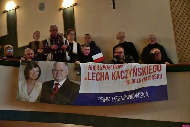 [WIDEO/FOTO] Przemysław Czarnek wizytował w Świdnicy. Wyraził wsparcie dla Karola Nawrockiego