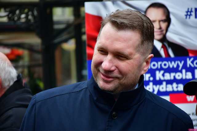 [WIDEO/FOTO] Przemysław Czarnek wizytował w Świdnicy. Wyraził wsparcie dla Karola Nawrockiego