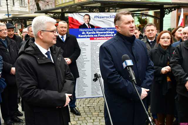 [WIDEO/FOTO] Przemysław Czarnek wizytował w Świdnicy. Wyraził wsparcie dla Karola Nawrockiego