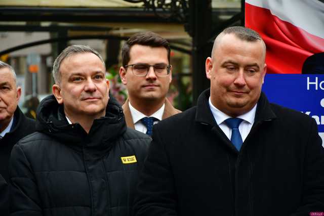 [WIDEO/FOTO] Przemysław Czarnek wizytował w Świdnicy. Wyraził wsparcie dla Karola Nawrockiego