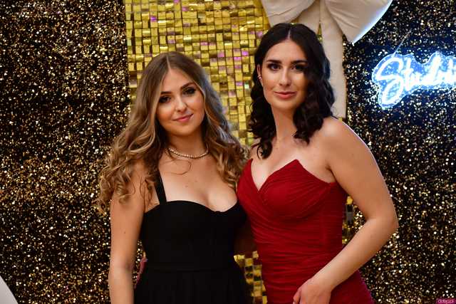 [WIDEO/FOTO] Ależ to był bal! Studniówka maturzystów ze świdnickiego Banacha 
