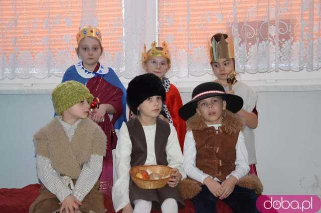 [FOTO] Kolędy, jasełka i moc życzeń. Za nami oworoczne spotkanie w Bojanicach