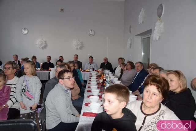 [FOTO] Kolędy, jasełka i moc życzeń. Za nami oworoczne spotkanie w Bojanicach