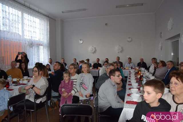 [FOTO] Kolędy, jasełka i moc życzeń. Za nami oworoczne spotkanie w Bojanicach