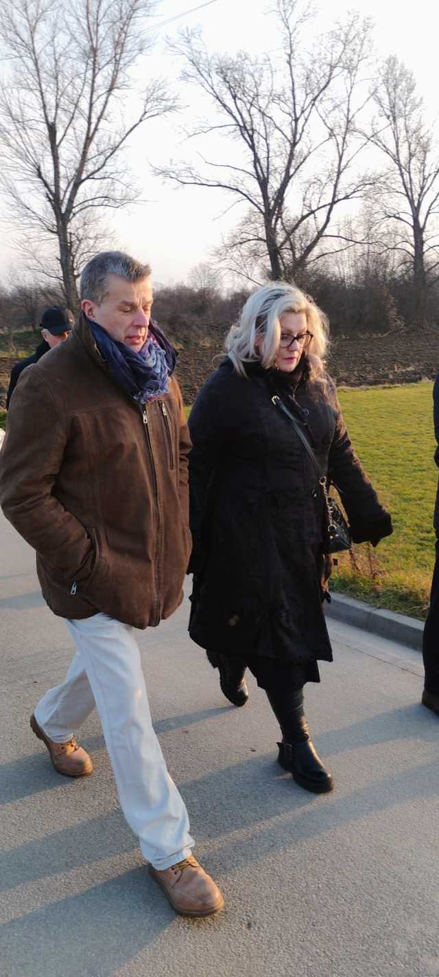 [FOTO] Upamiętnili więźniarki obozu AL Graben. I Marsz Pamięci przeszedł ulicami Strzegomia